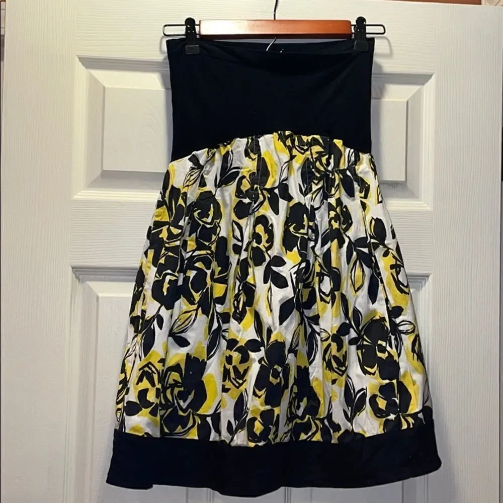 ✨A Pea in the Pod Collection Floral skirt